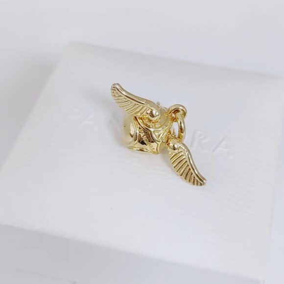 Pandora Harry Potter, Golden Snitch Pendant Gold Plated with box - Picture 5 of 9